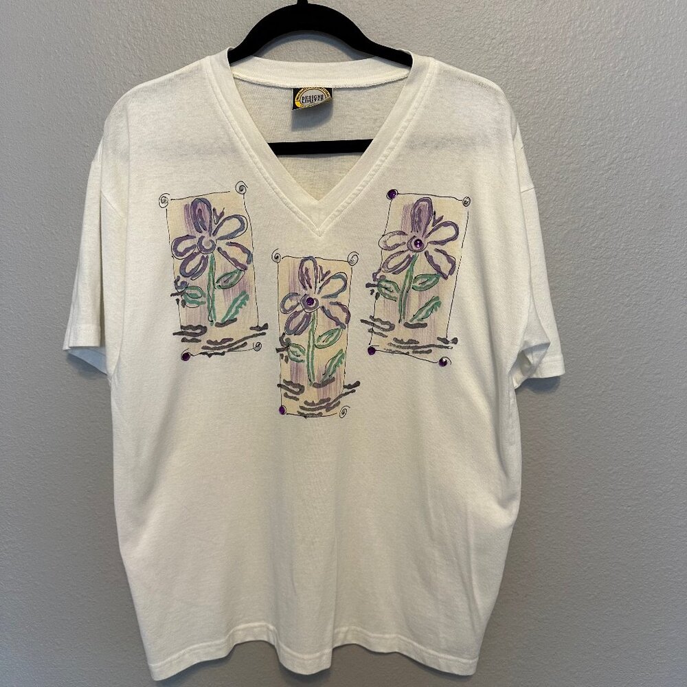 Vintage Floral Tshirt with Purple Gems Size M